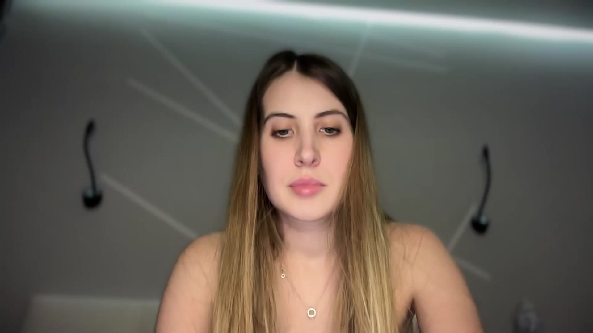 Gallery image thumbnail from MarryCox's myfreecams stream on, 01/30/2025, 14:15 image 10 of 20