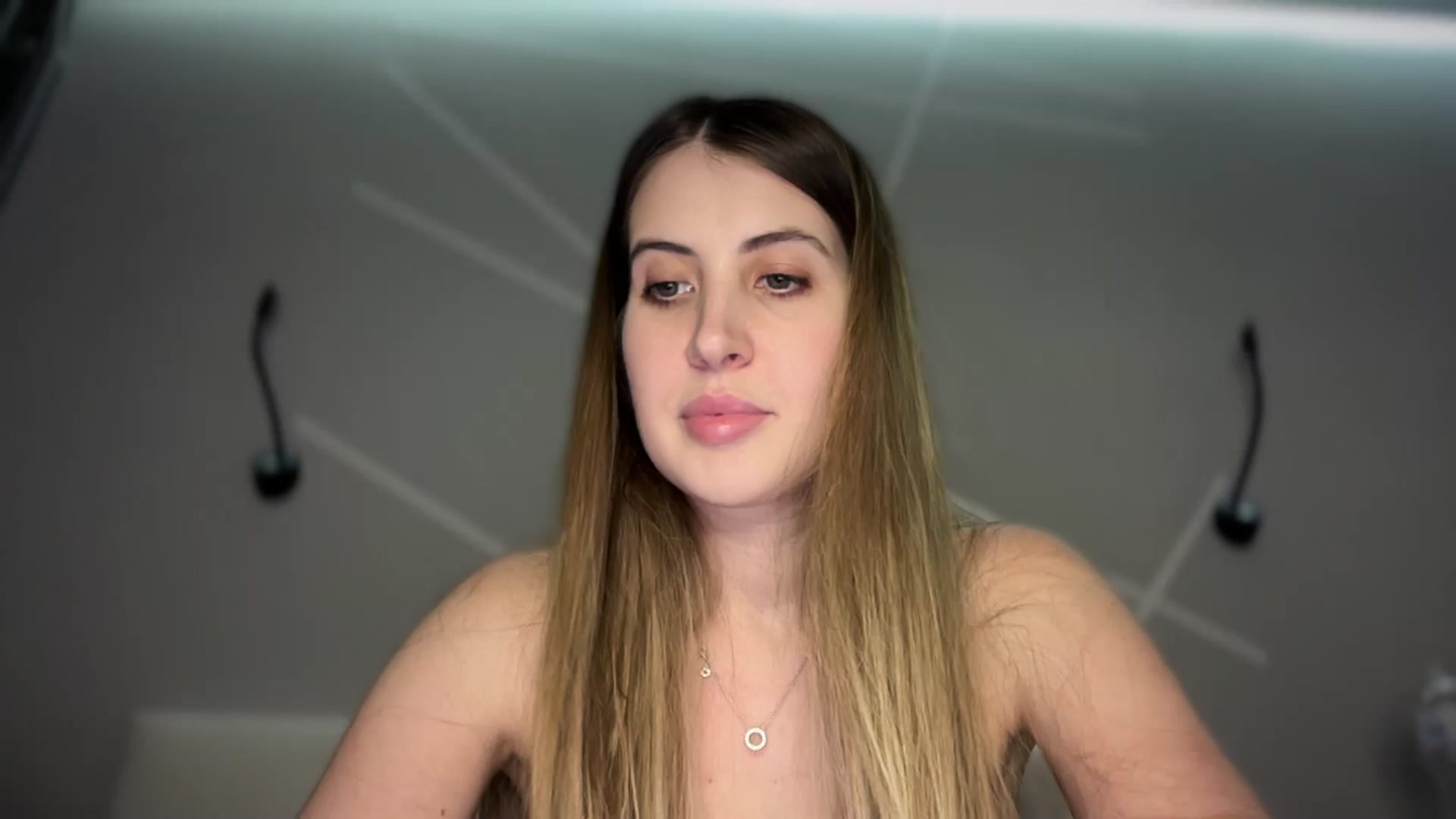 Gallery image thumbnail from MarryCox's myfreecams stream on, 01/30/2025, 14:15 image 18 of 20
