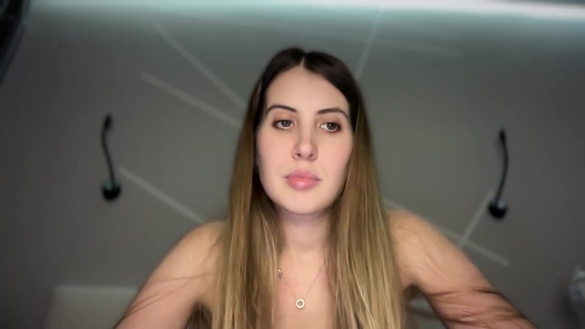 Gallery image thumbnail from MarryCox's myfreecams stream on, 01/30/2025, 14:15 image 17 of 20