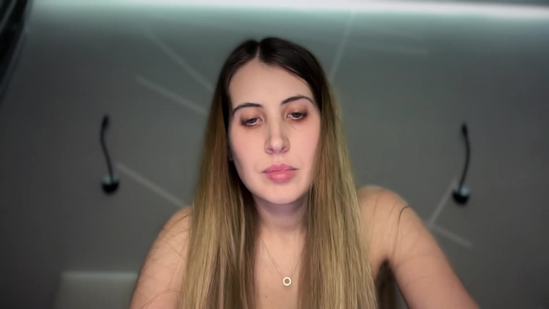 Gallery image thumbnail from MarryCox's myfreecams stream on, 01/31/2025, 14:05 image 19 of 20