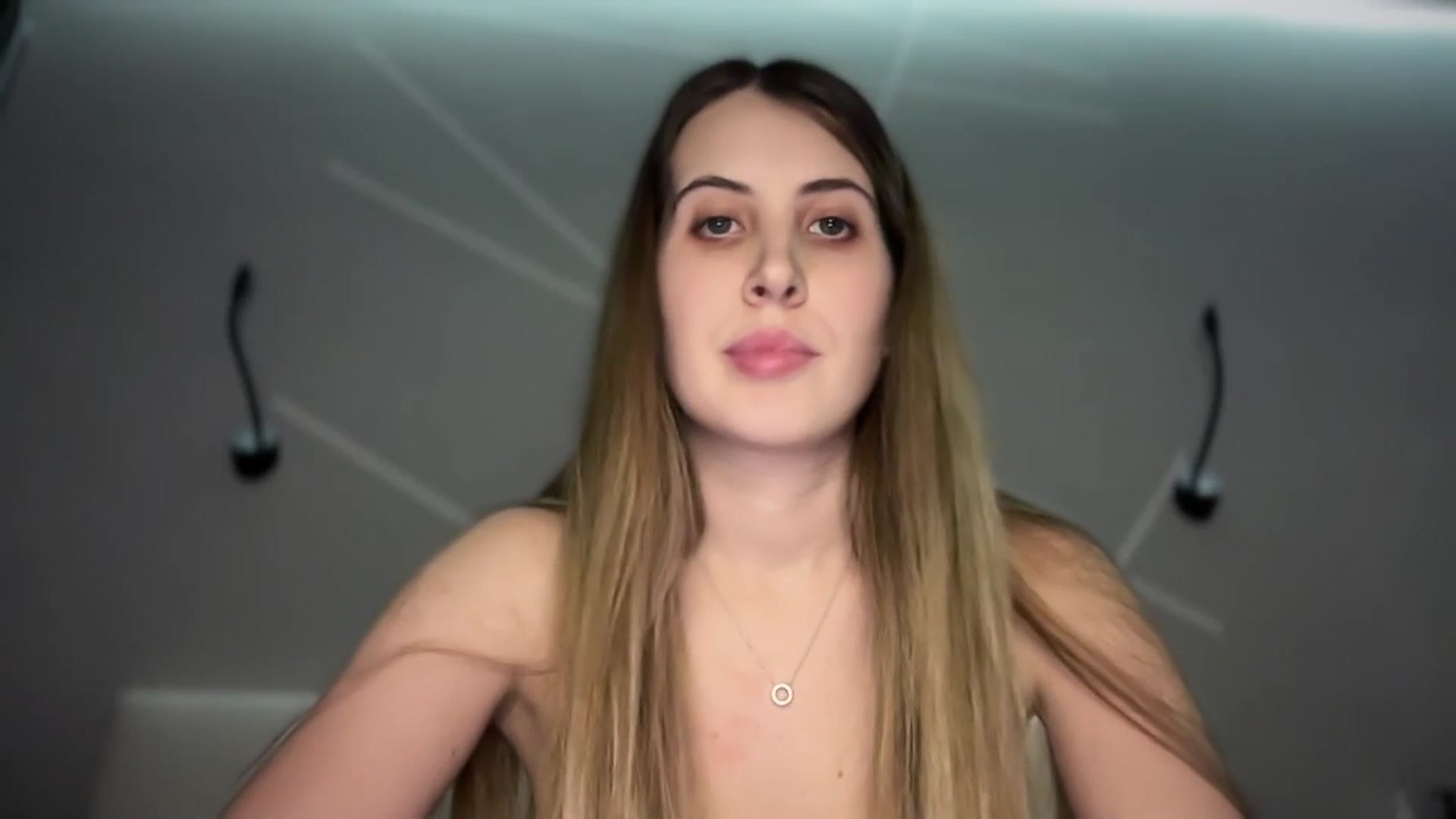 Gallery image thumbnail from MarryCox's myfreecams stream on, 01/31/2025, 14:05 image 9 of 20