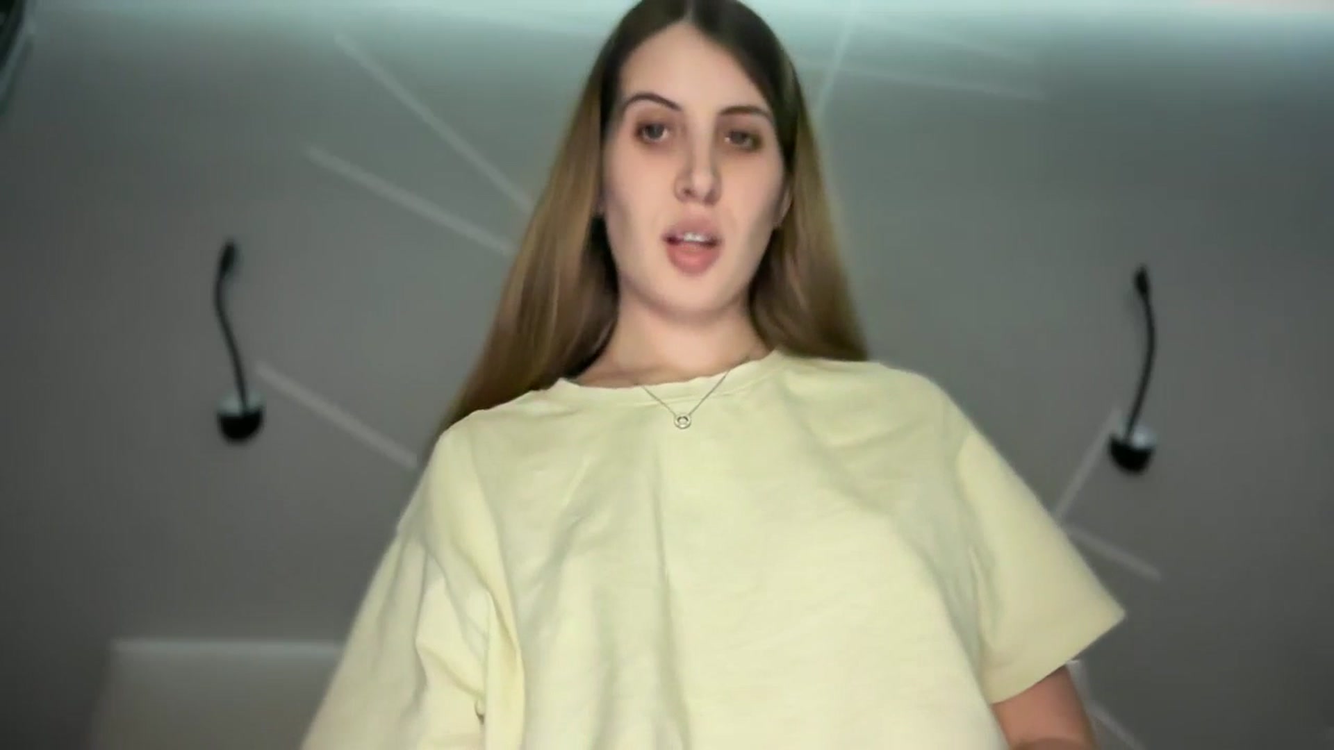 Gallery image thumbnail from MarryCox's myfreecams stream on, 01/31/2025, 14:05 image 2 of 20