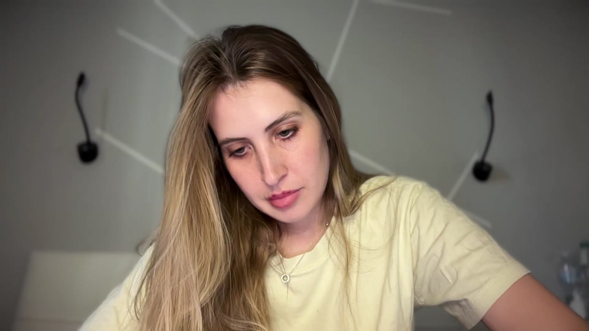Gallery image thumbnail from MarryCox's myfreecams stream on, 04/22/2025, 13:02 image 20 of 20