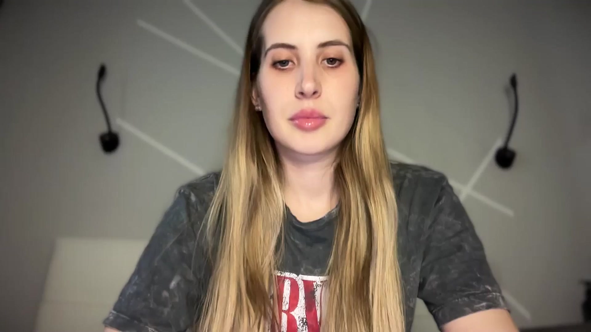Gallery image thumbnail from MarryCox's myfreecams stream on, 04/28/2025, 14:51 image 13 of 20