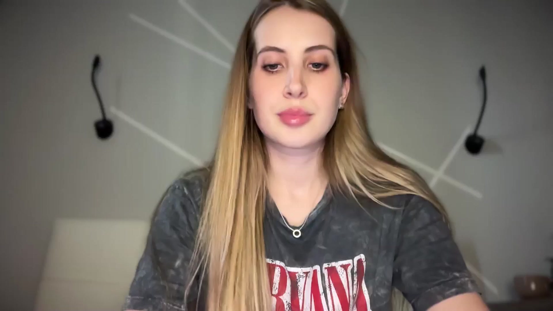 Gallery image thumbnail from MarryCox's myfreecams stream on, 04/30/2025, 14:30 image 19 of 20