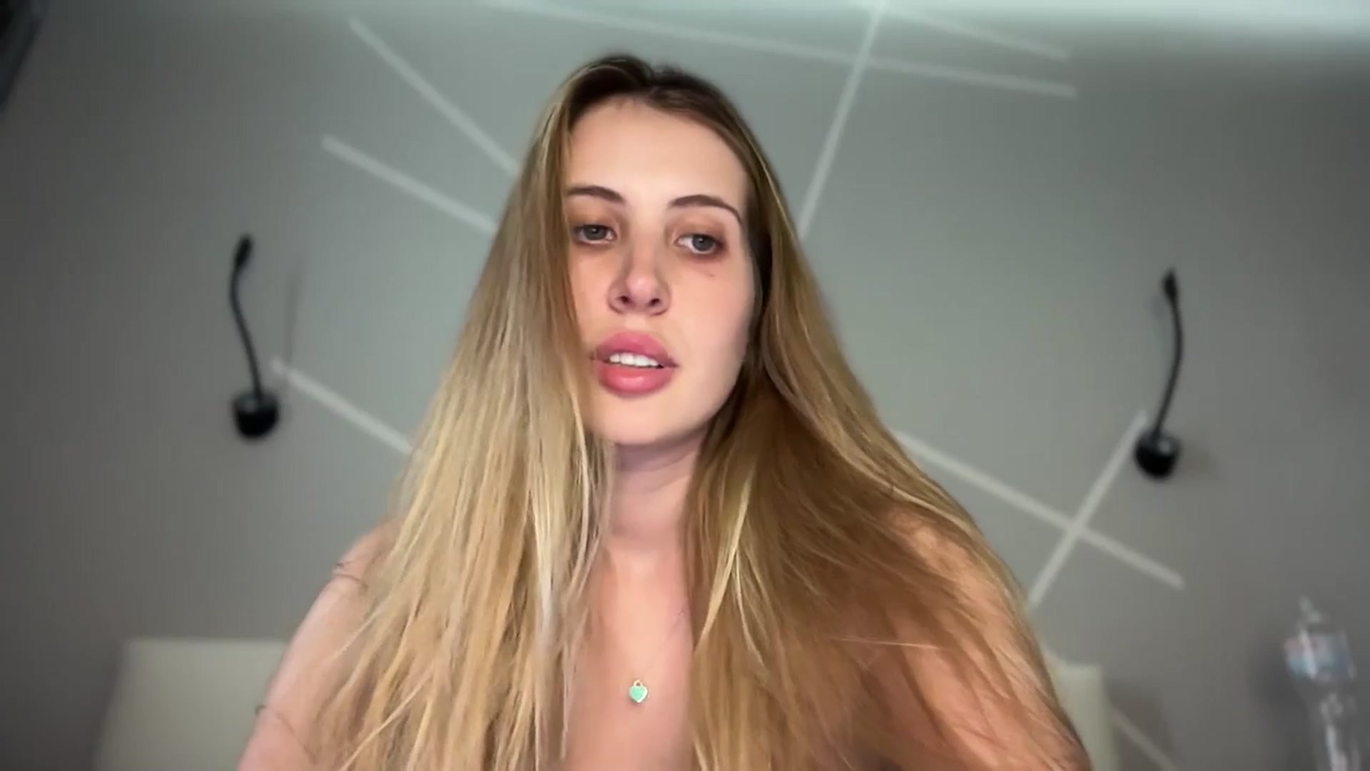 Gallery image thumbnail from MarryCox's myfreecams stream on, 06/13/2025, 13:08 image 18 of 20