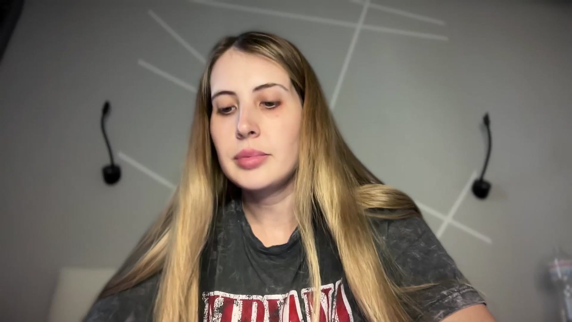 Gallery image thumbnail from MarryCox's myfreecams stream on, 06/16/2025, 14:19 image 2 of 20
