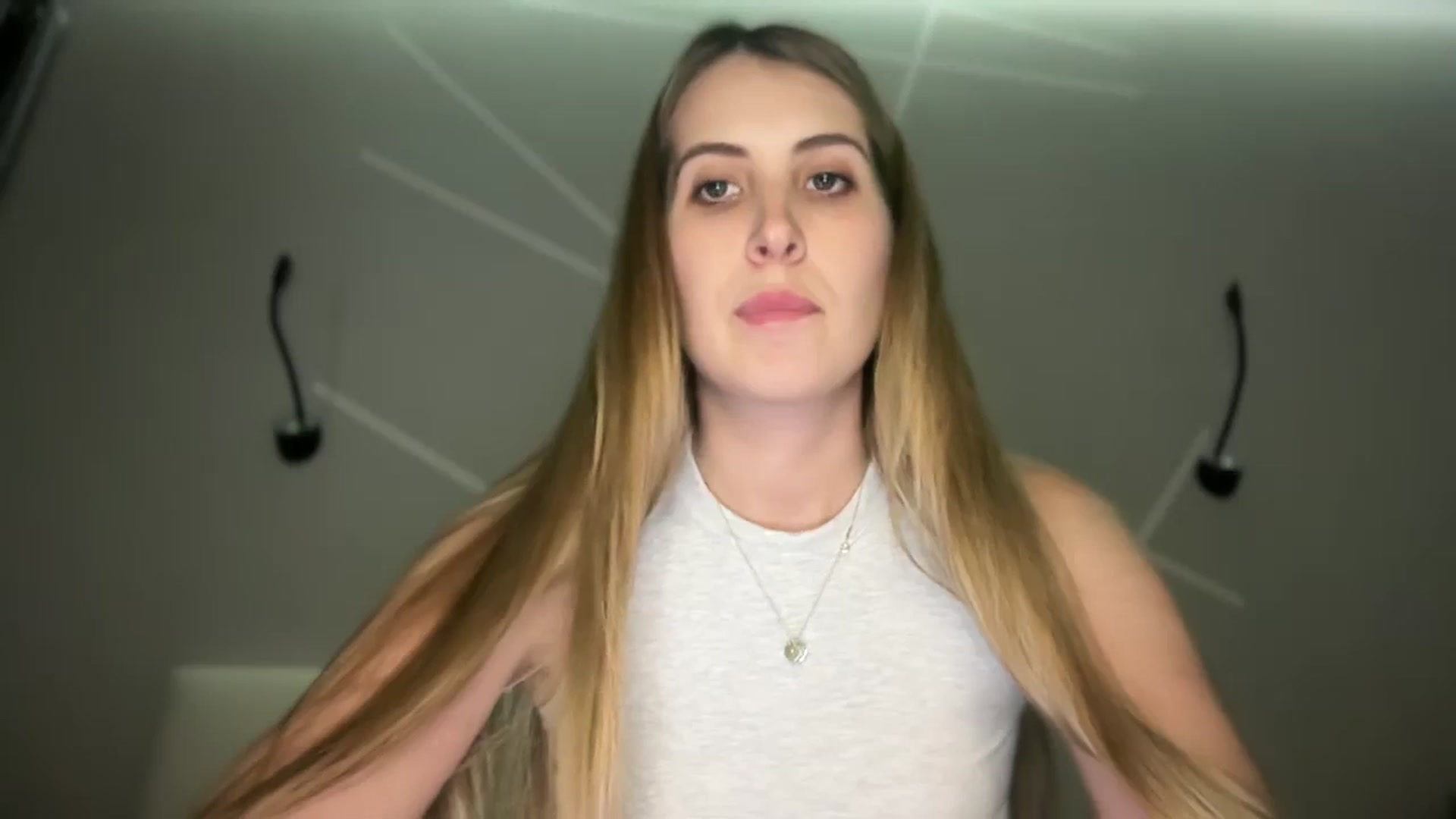 Gallery image thumbnail from MarryCox's myfreecams stream on, 06/17/2025, 12:44 image 8 of 20