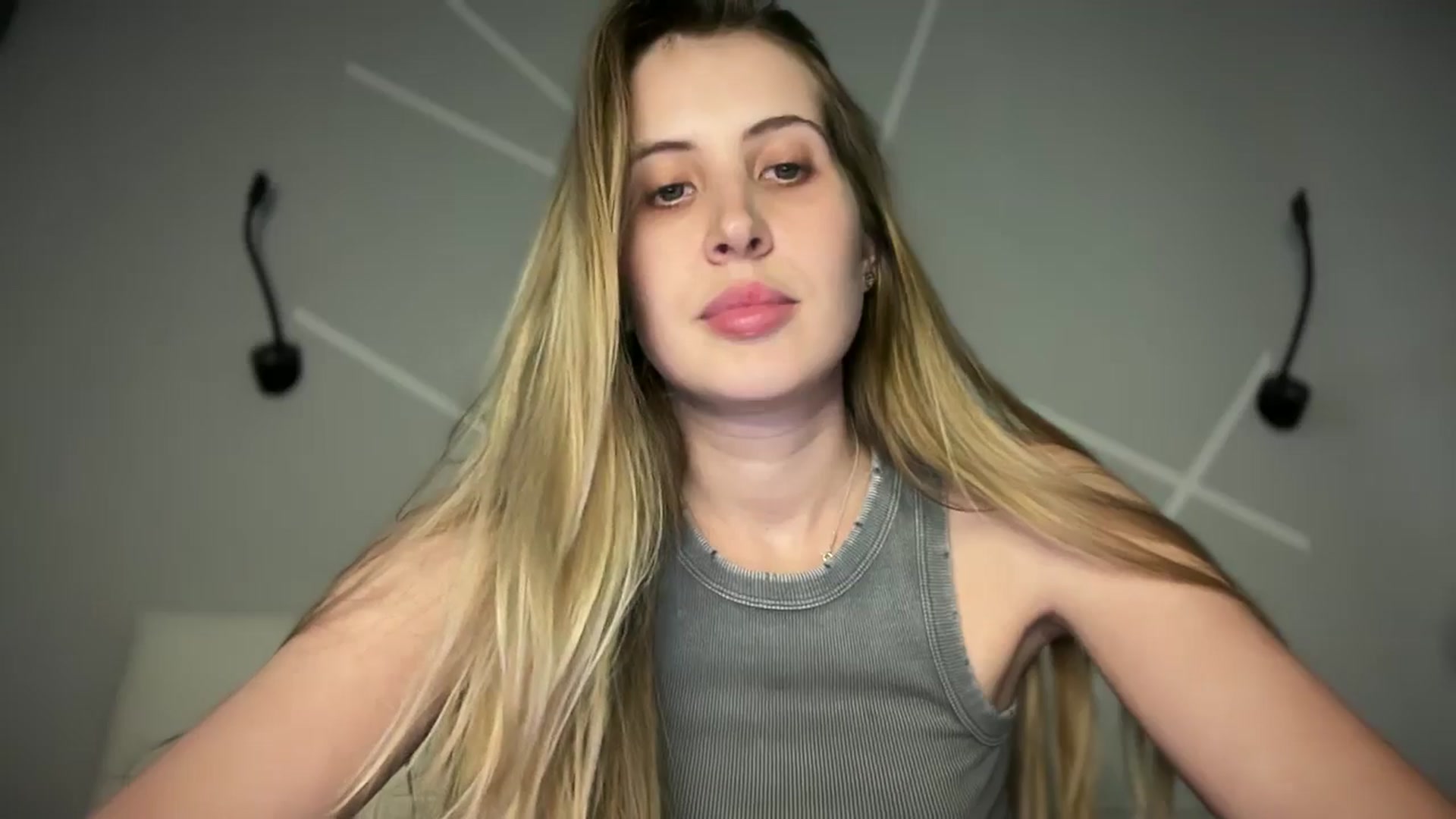 Gallery image thumbnail from MarryCox's myfreecams stream on, 06/18/2025, 14:10 image 4 of 20