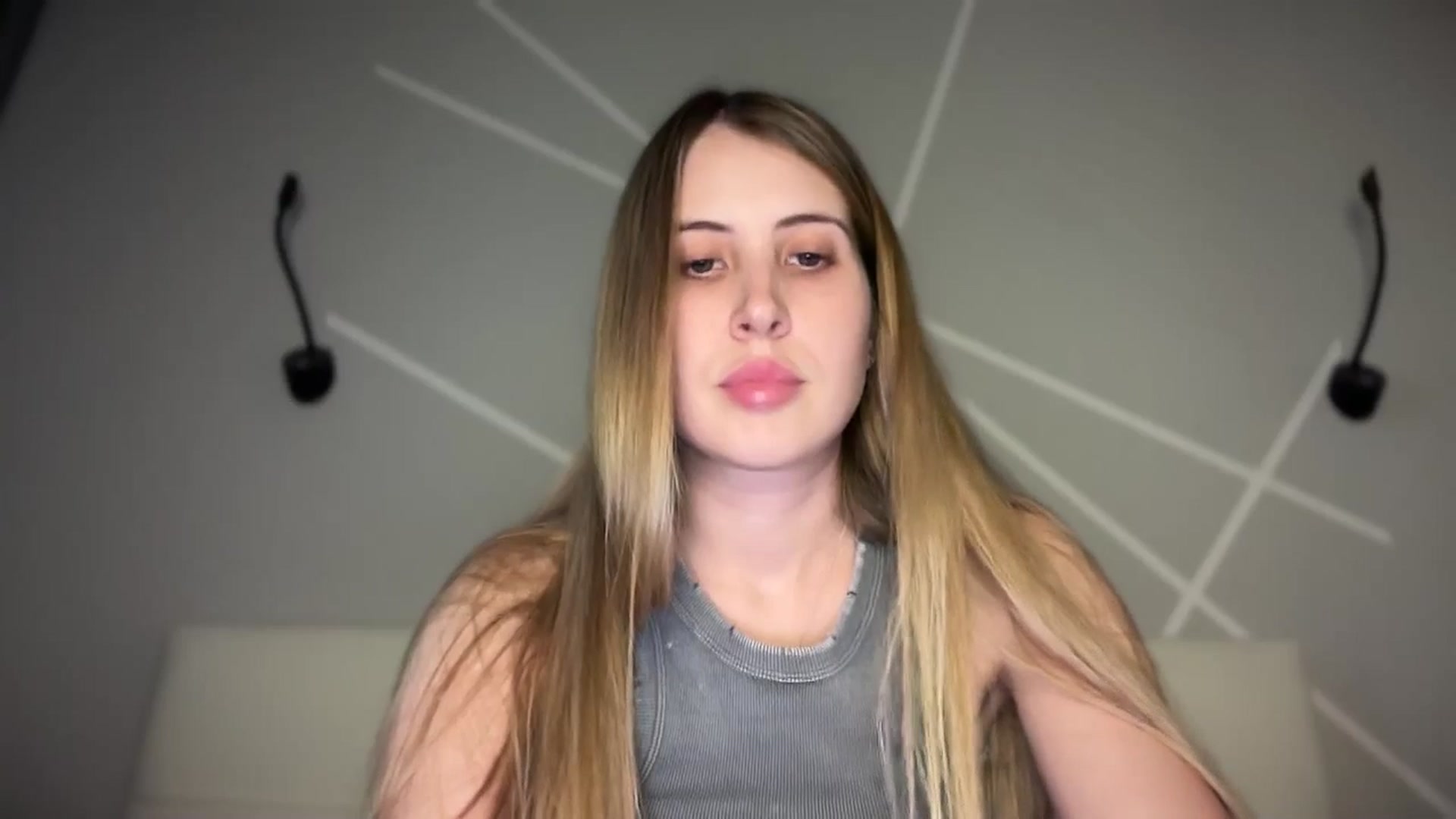 Gallery image thumbnail from MarryCox's myfreecams stream on, 06/24/2025, 13:52 image 6 of 20