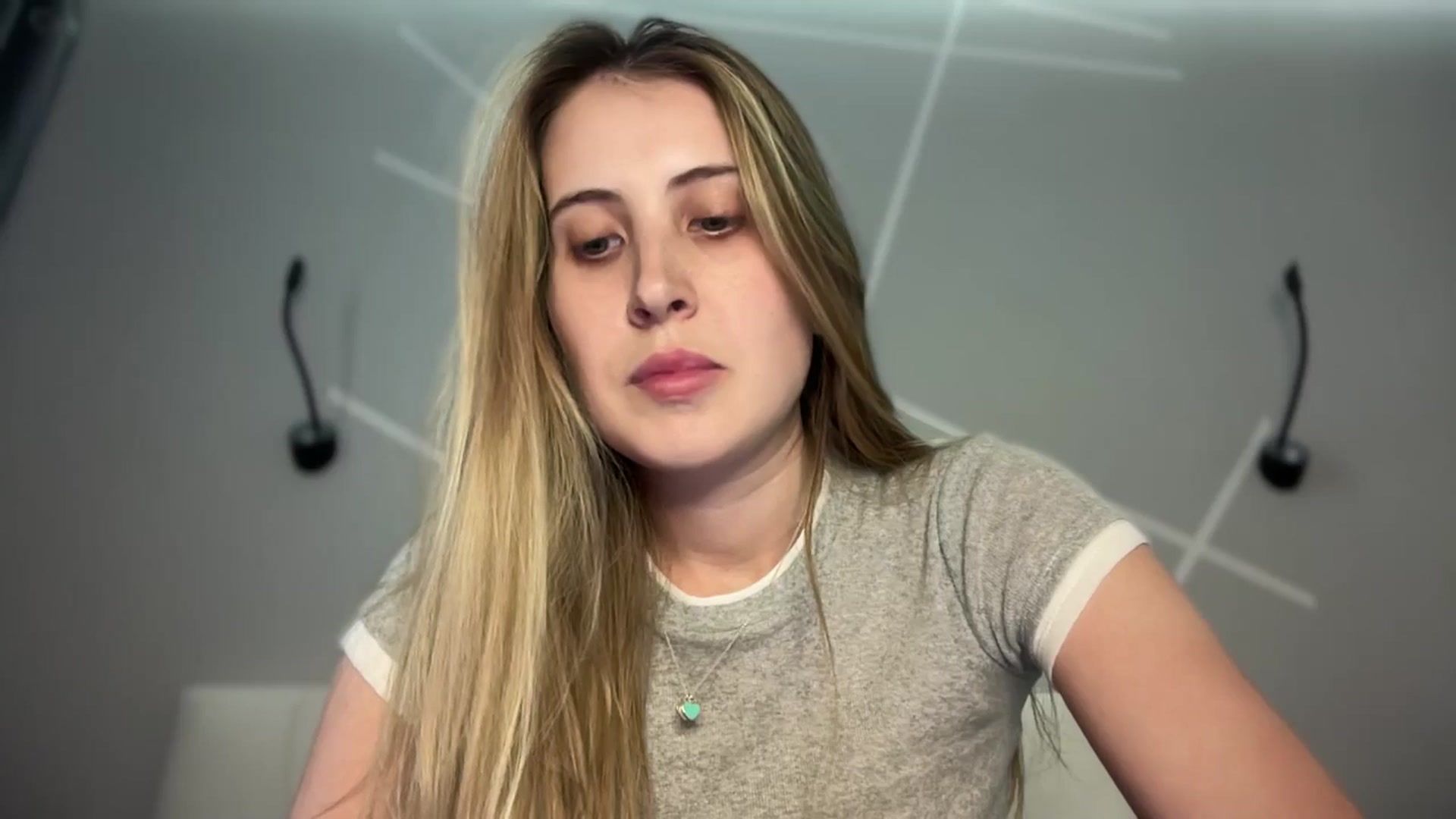 Gallery image thumbnail from MarryCox's myfreecams stream on, 06/25/2025, 13:52 image 10 of 20