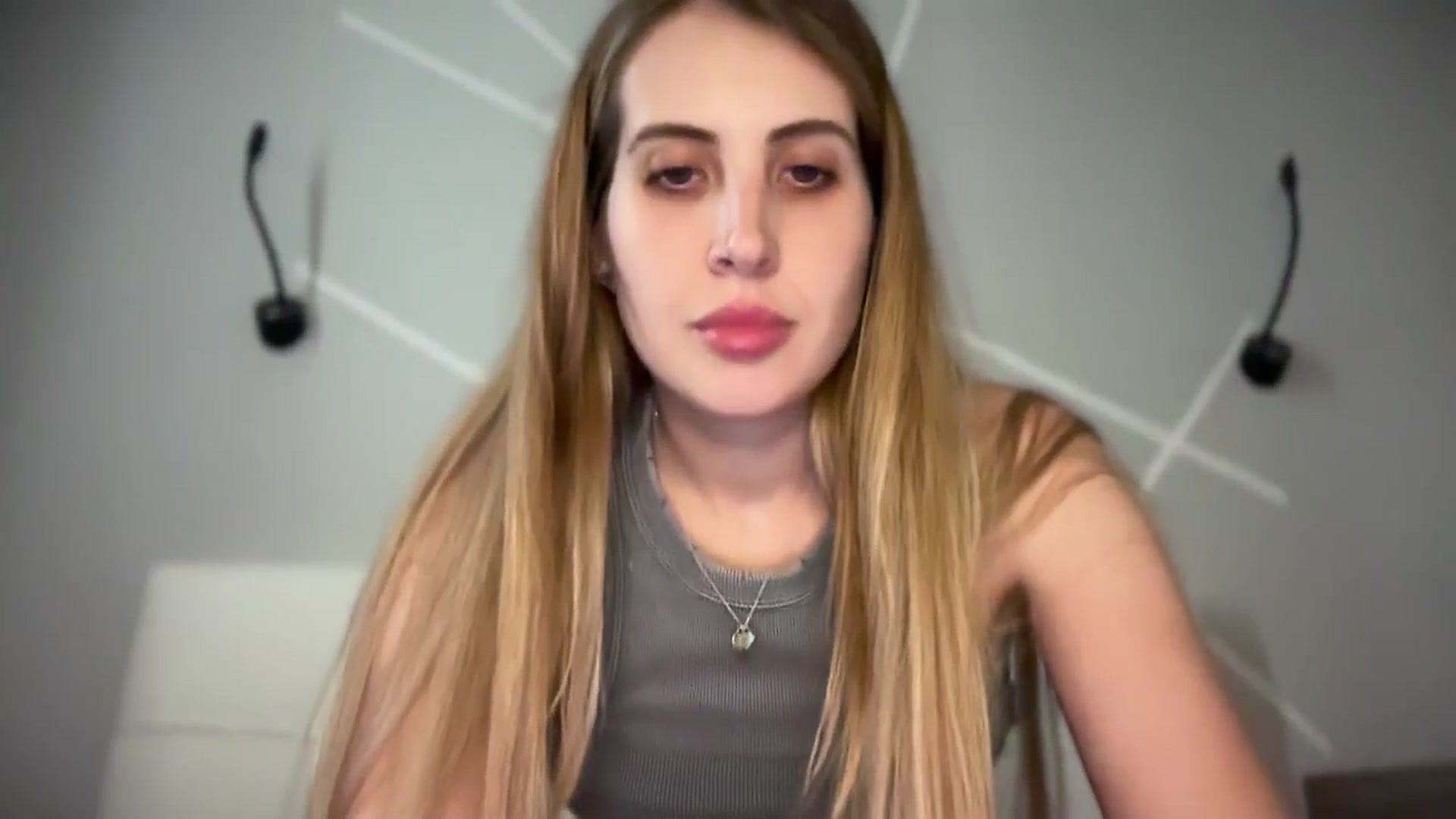 Gallery image thumbnail from MarryCox's myfreecams stream on, 06/26/2025, 12:53 image 10 of 20