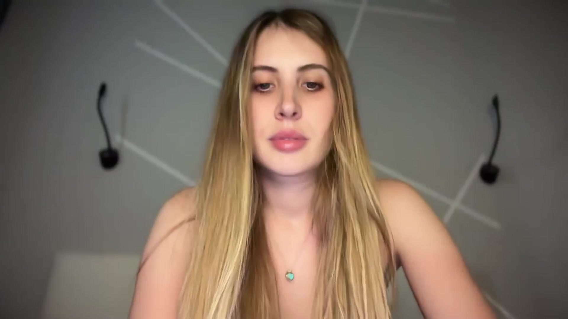 Gallery image thumbnail from MarryCox's myfreecams stream on, 06/26/2025, 13:23 image 1 of 20