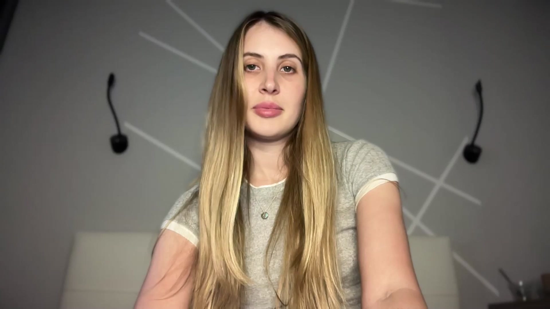 Gallery image thumbnail from MarryCox's myfreecams stream on, 06/27/2025, 14:03 image 13 of 20