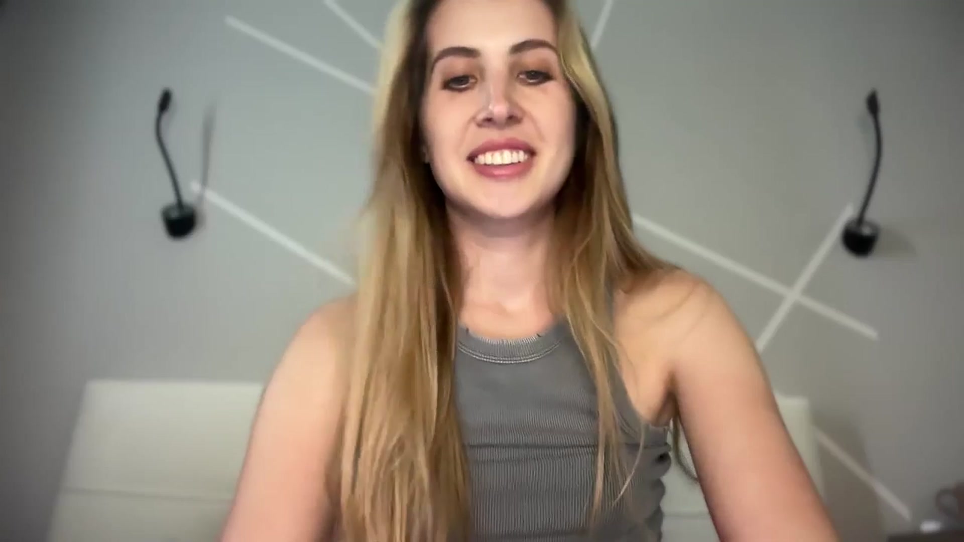 Gallery image thumbnail from MarryCox's myfreecams stream on, 06/29/2025, 12:15 image 16 of 20