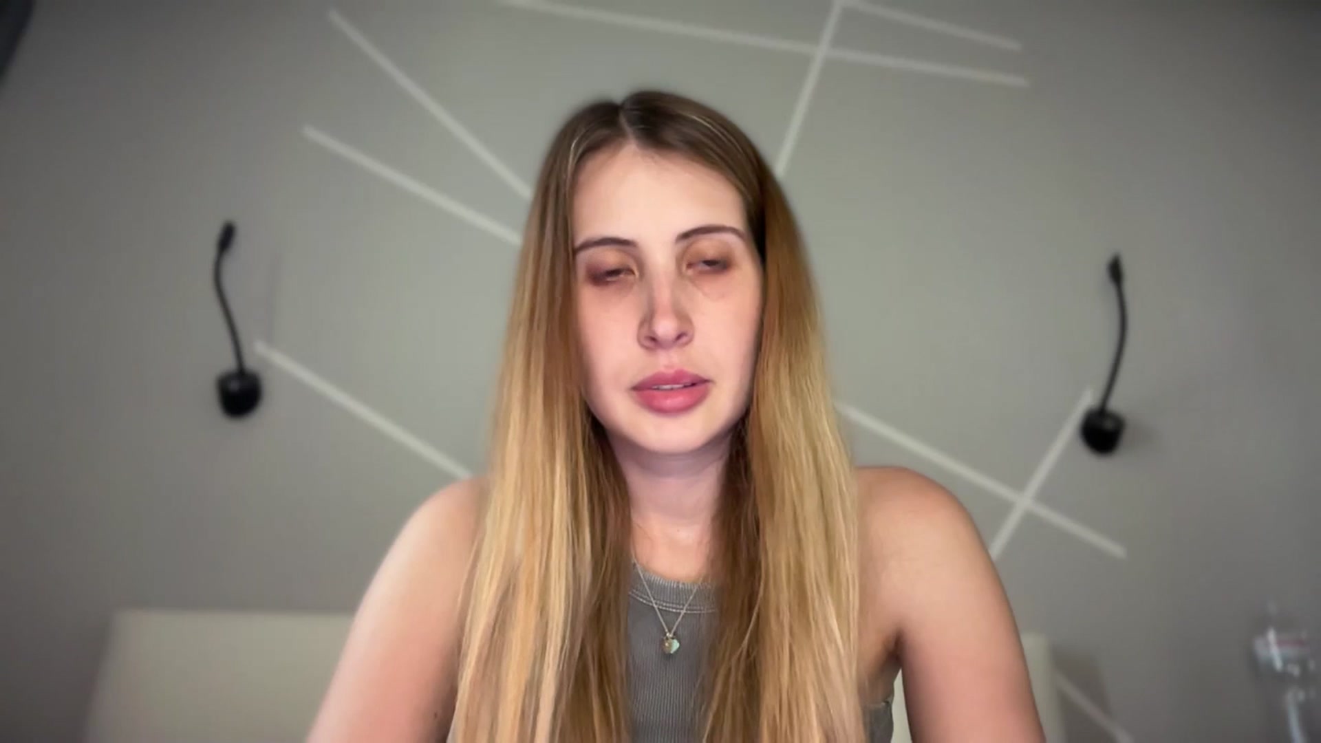 Gallery image thumbnail from MarryCox's myfreecams stream on, 07/04/2025, 12:02 image 3 of 20