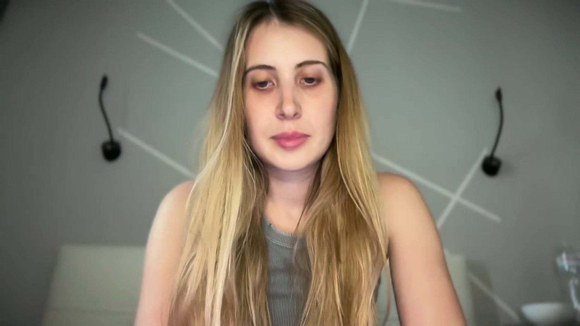 Gallery image thumbnail from MarryCox's myfreecams stream on, 07/04/2025, 12:51 image 4 of 20