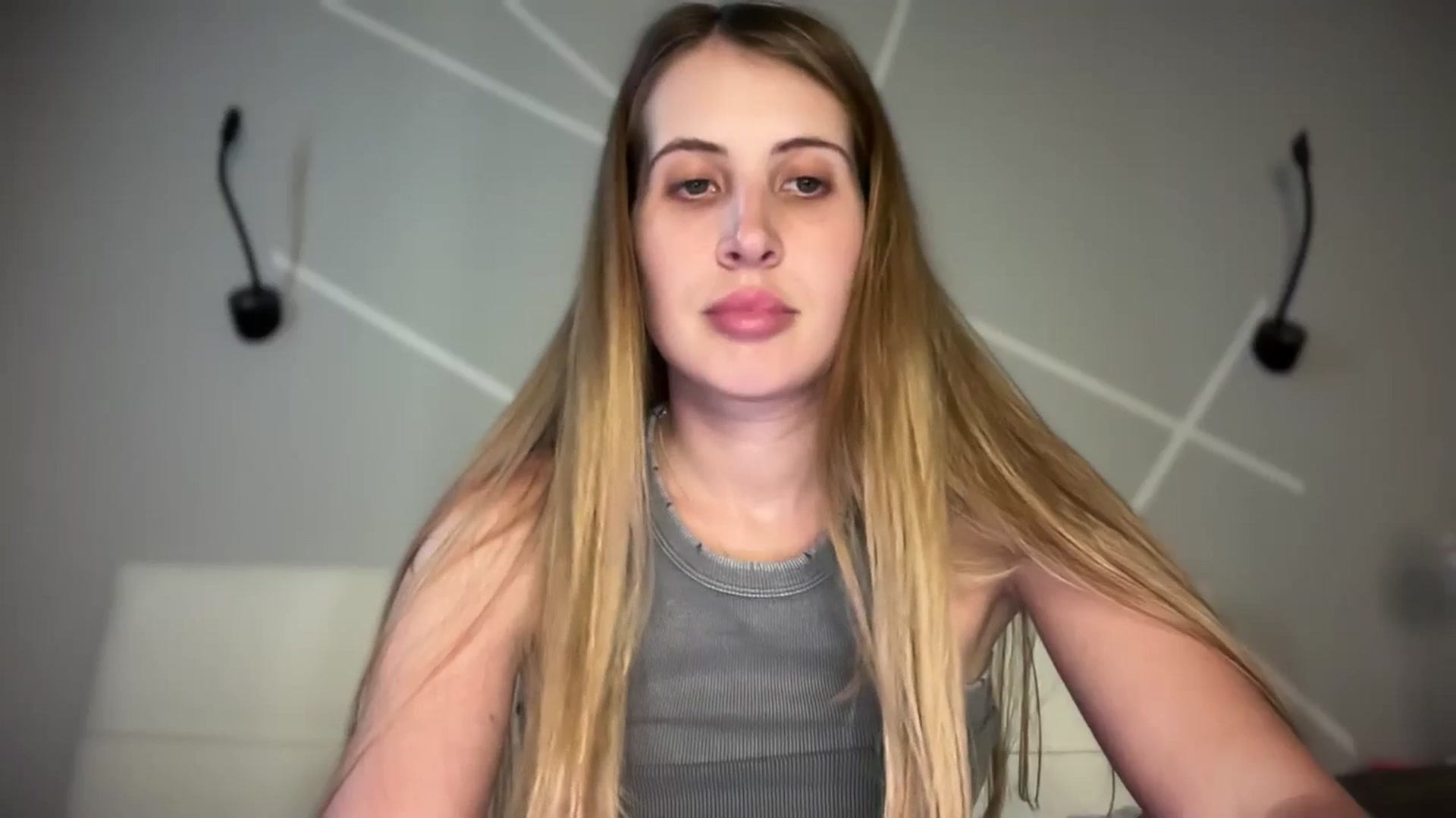 Gallery image thumbnail from MarryCox's myfreecams stream on, 07/07/2025, 13:59 image 4 of 20