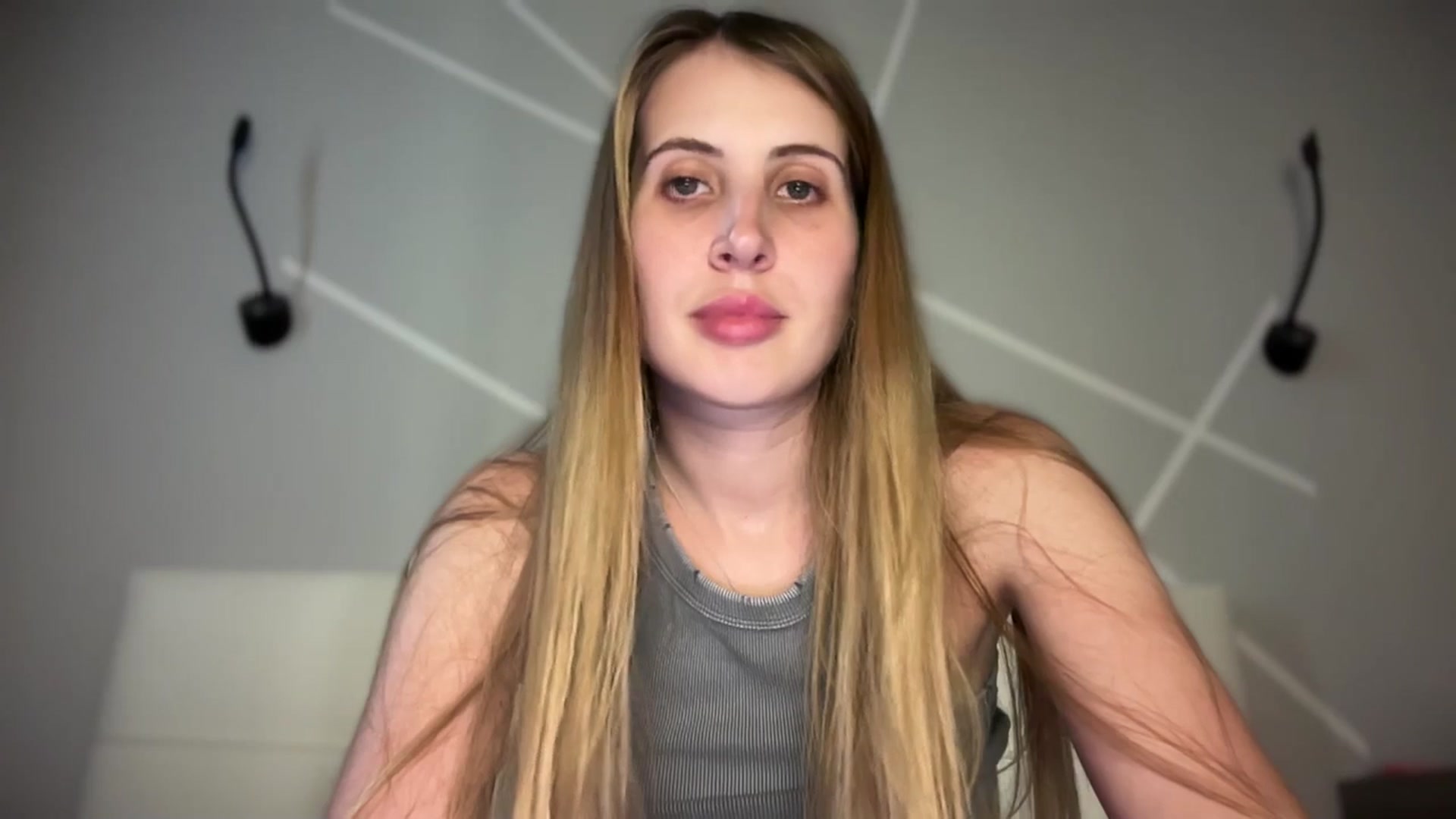 Gallery image thumbnail from MarryCox's myfreecams stream on, 07/07/2025, 13:59 image 17 of 20