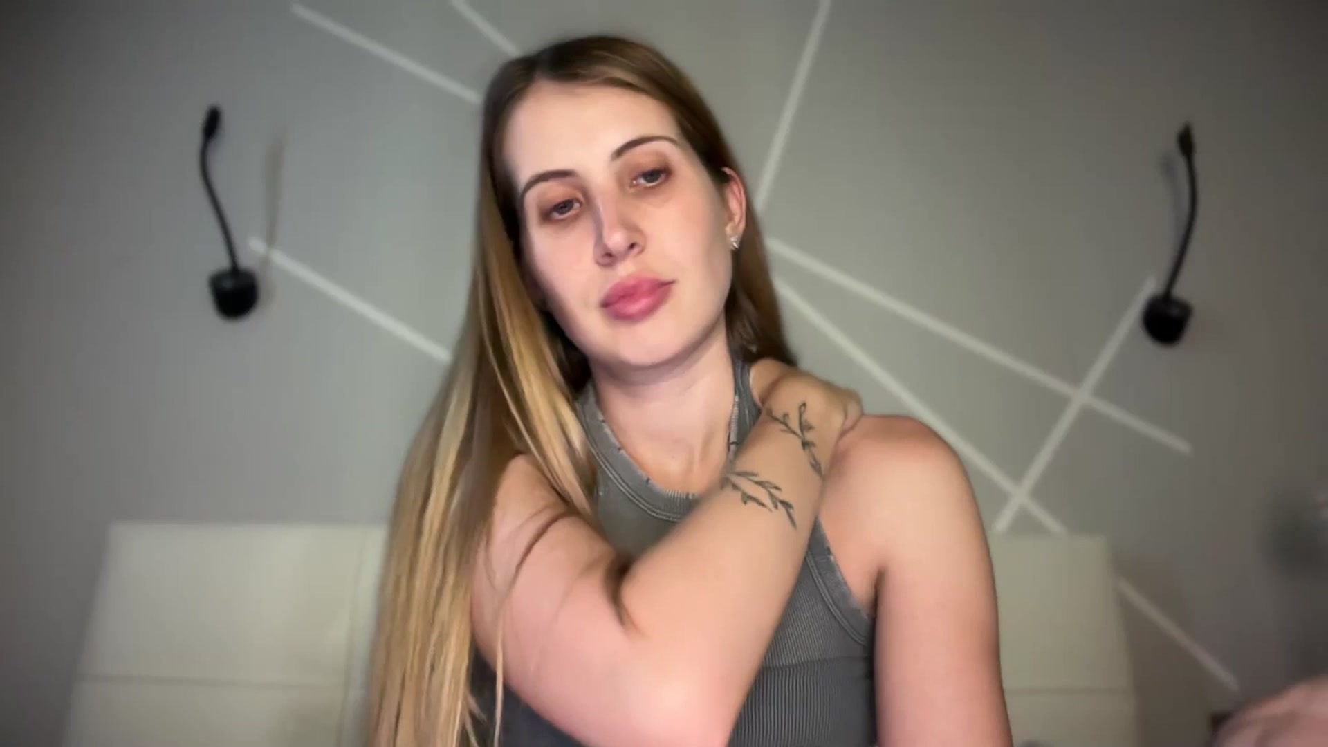 Gallery image thumbnail from MarryCox's myfreecams stream on, 07/07/2025, 13:59 image 11 of 20