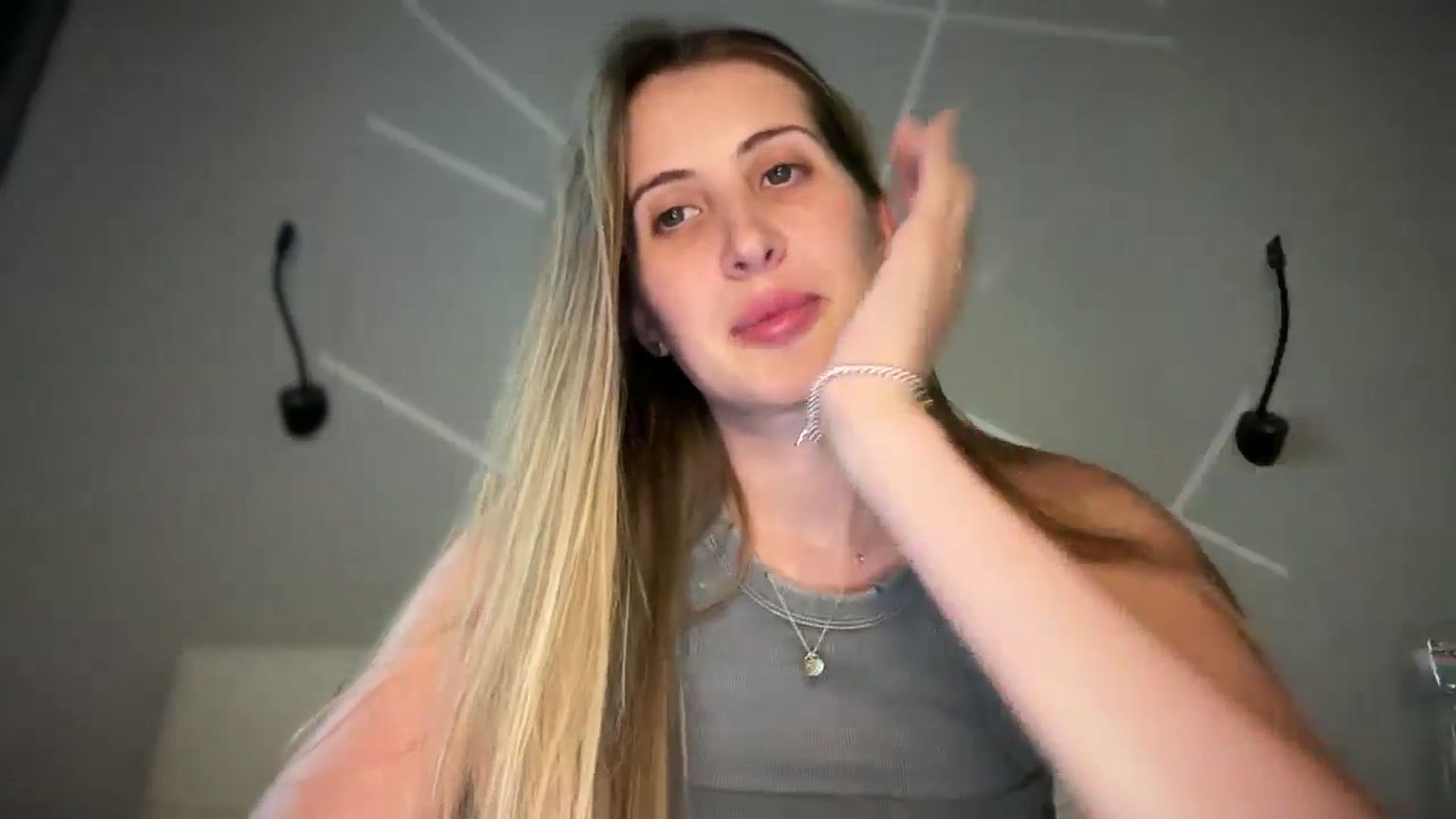 Gallery image thumbnail from MarryCox's myfreecams stream on, 07/08/2025, 13:57 image 3 of 20
