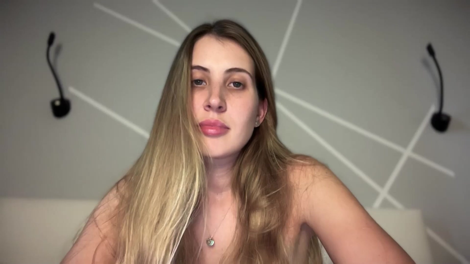 Gallery image thumbnail from MarryCox's myfreecams stream on, 09/16/2025, 13:47 image 14 of 20