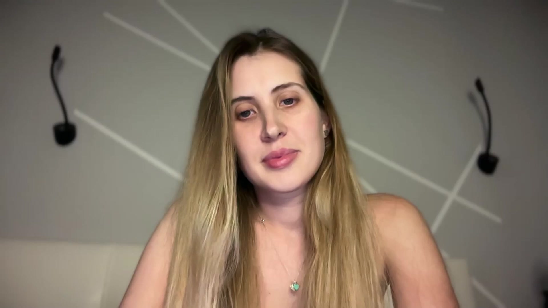 Gallery image thumbnail from MarryCox's myfreecams stream on, 09/24/2025, 14:23 image 11 of 20
