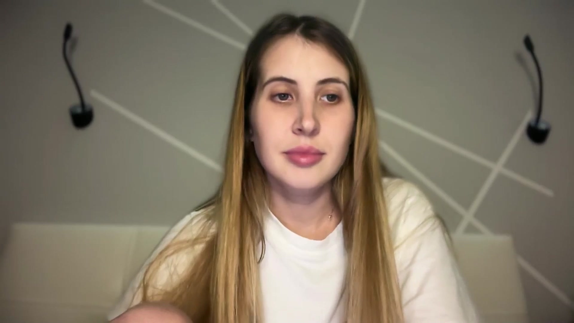 Gallery image thumbnail from MarryCox's myfreecams stream on, 10/09/2025, 14:14 image 14 of 20