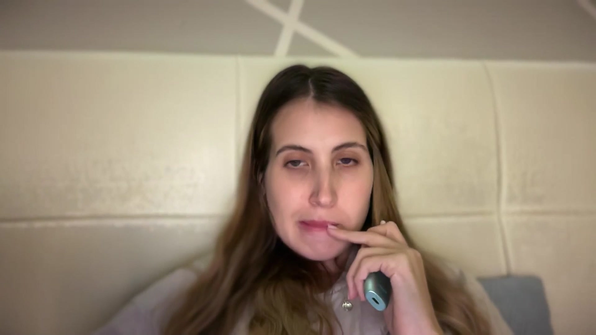 Gallery image thumbnail from MarryCox's myfreecams stream on, 10/15/2025, 14:09 image 13 of 20