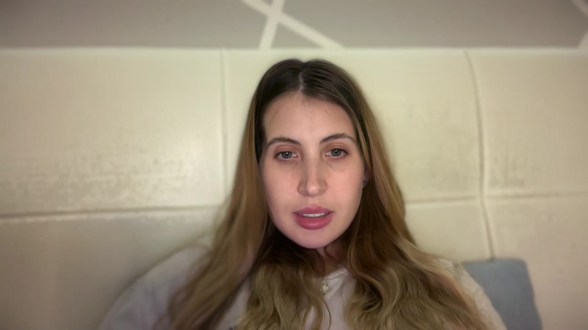 Gallery image thumbnail from MarryCox's myfreecams stream on, 10/15/2025, 14:09 image 17 of 20