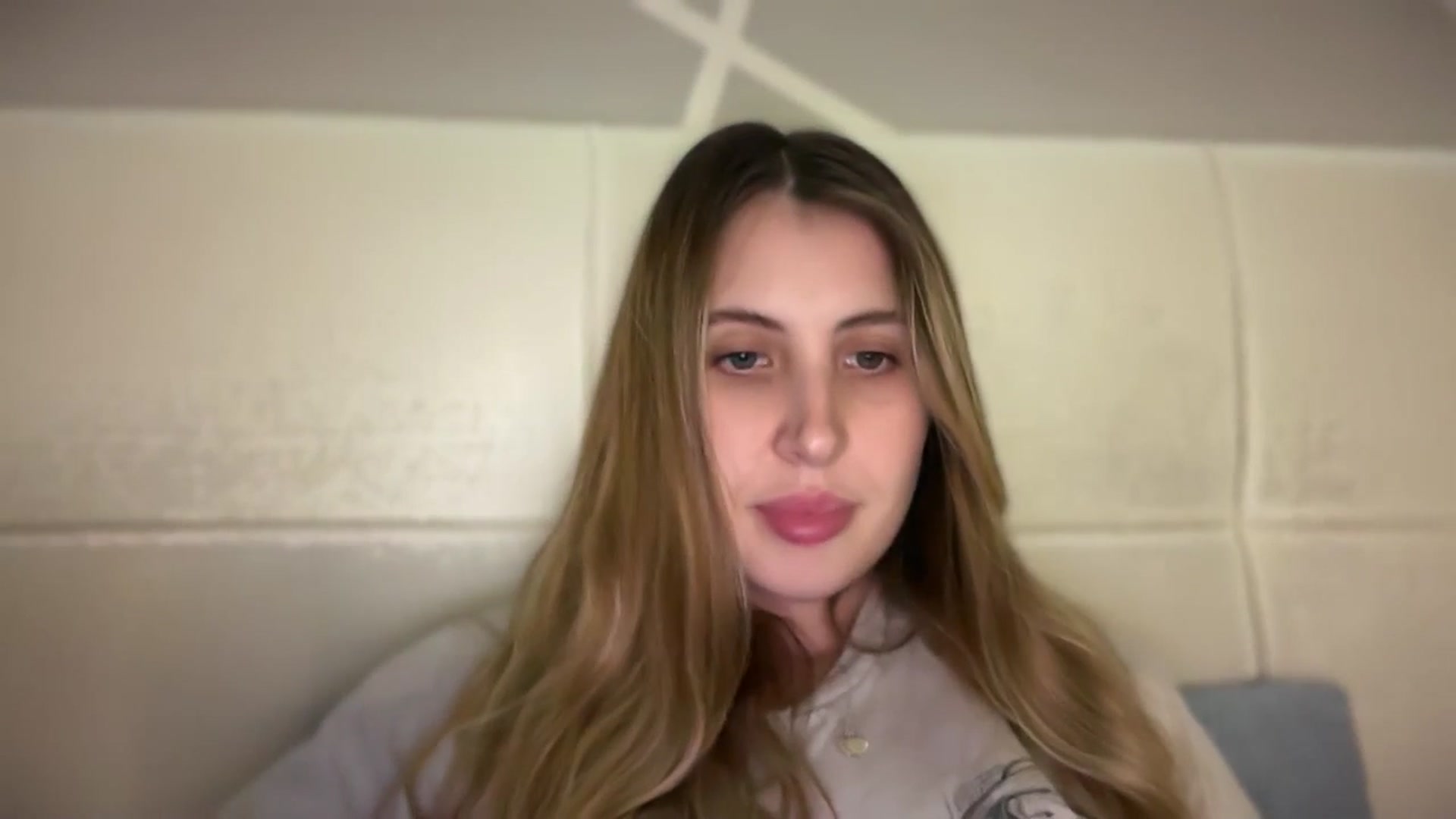 Gallery image thumbnail from MarryCox's myfreecams stream on, 10/15/2025, 14:09 image 11 of 20