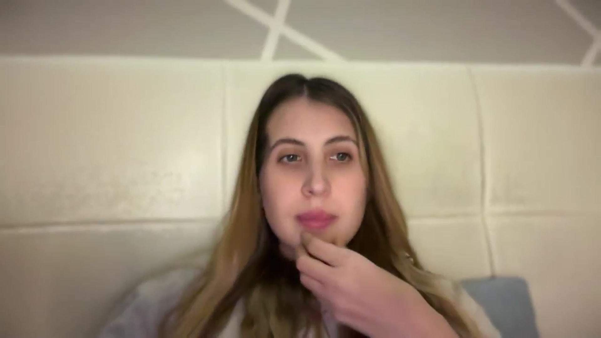 Gallery image thumbnail from MarryCox's myfreecams stream on, 10/15/2025, 14:09 image 18 of 20