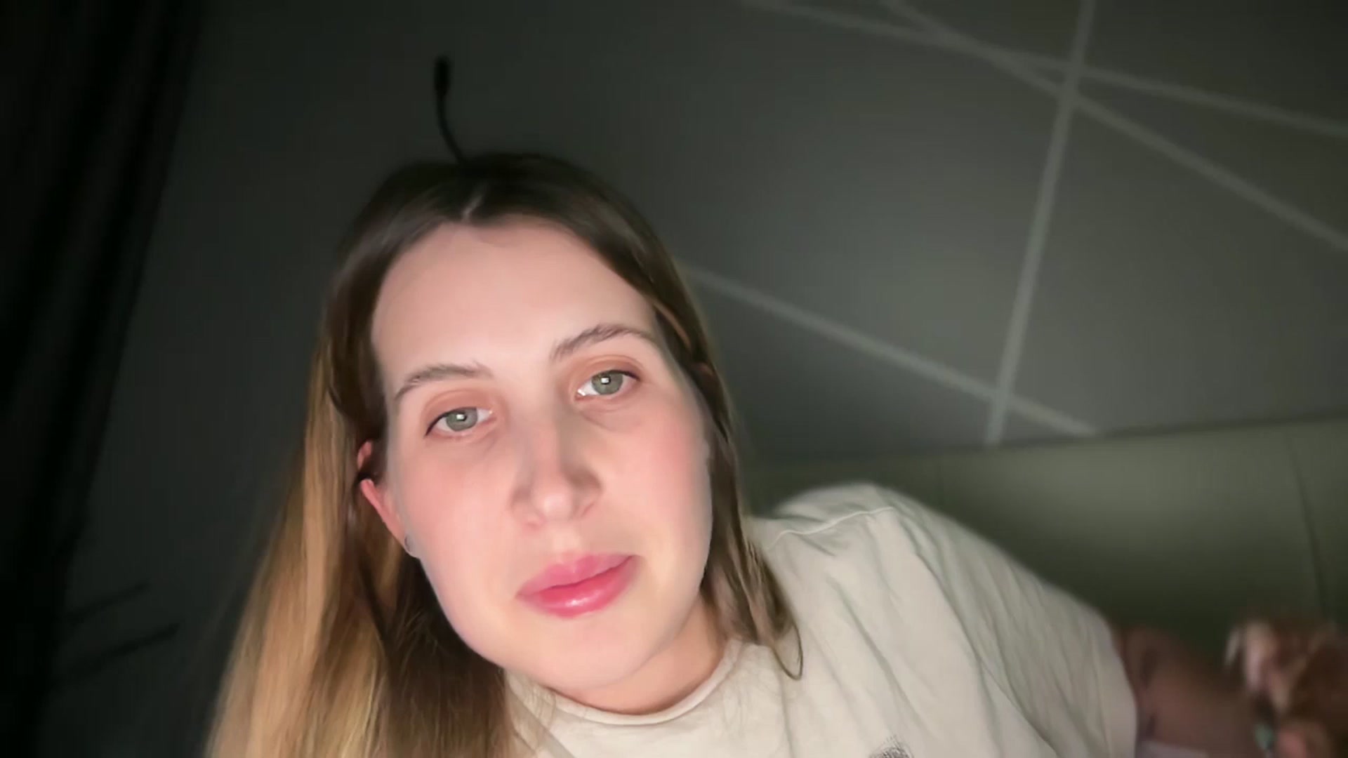 Gallery image thumbnail from MarryCox's myfreecams stream on, 10/16/2025, 14:39 image 17 of 20