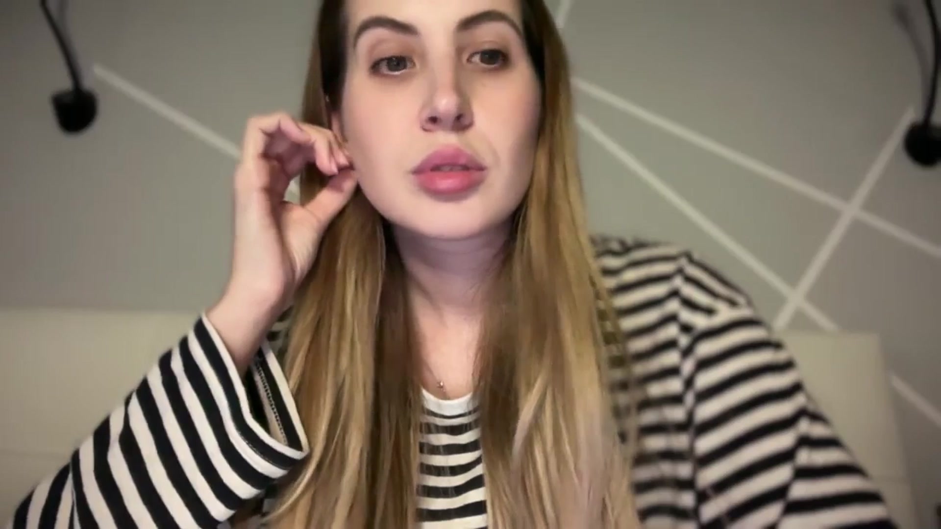 Gallery image thumbnail from MarryCox's myfreecams stream on, 10/31/2025, 15:05 image 2 of 20