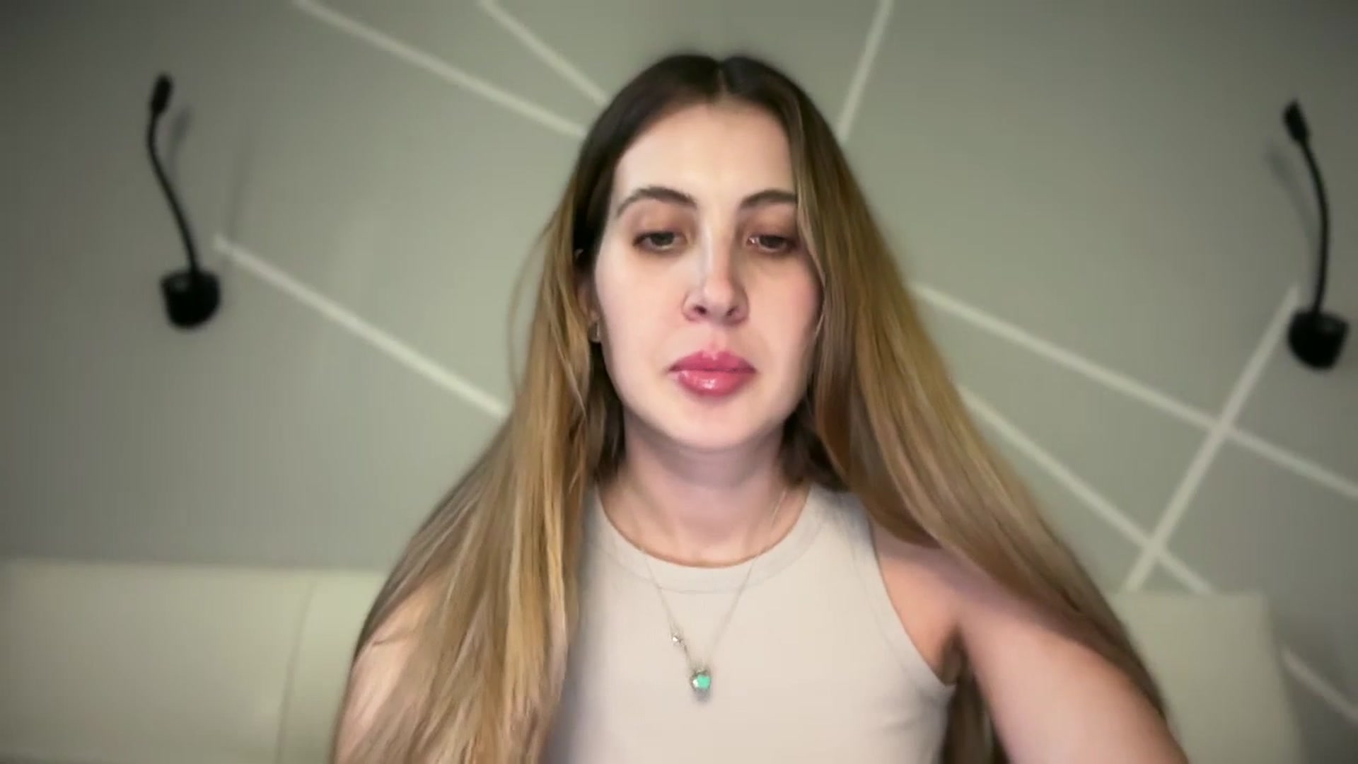 Gallery image thumbnail from MarryCox's myfreecams stream on, 11/03/2025, 14:04 image 2 of 20