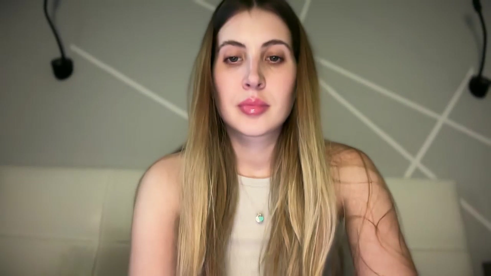 Gallery image thumbnail from MarryCox's myfreecams stream on, 11/03/2025, 14:04 image 8 of 20