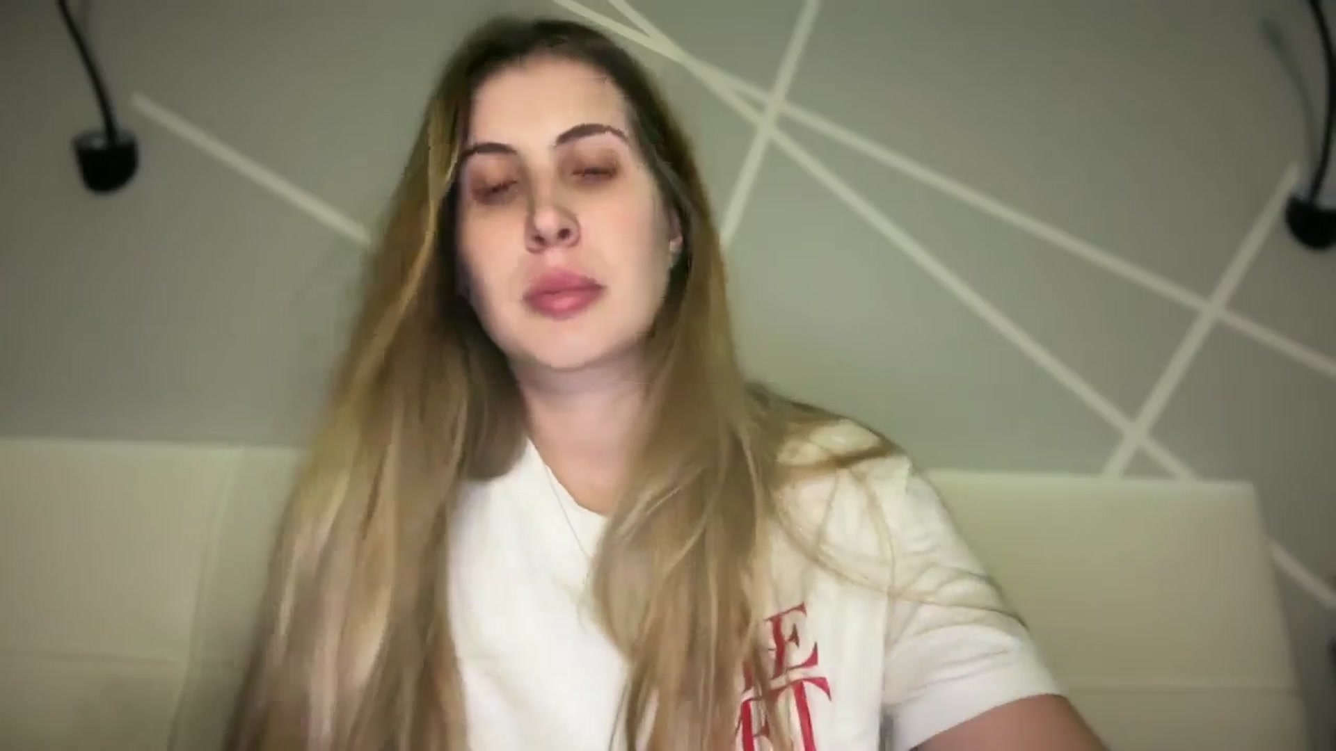 Gallery image thumbnail from MarryCox's myfreecams stream on, 11/04/2025, 14:26 image 5 of 20