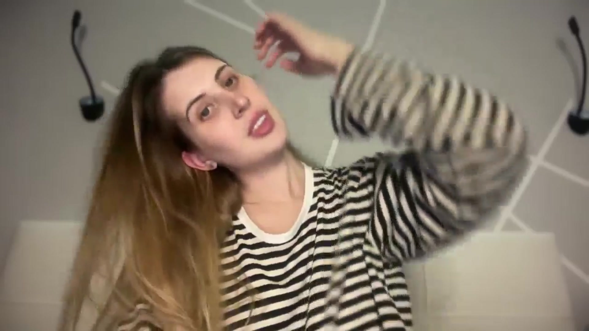 Gallery image thumbnail from MarryCox's myfreecams stream on, 11/11/2025, 14:58 image 12 of 20