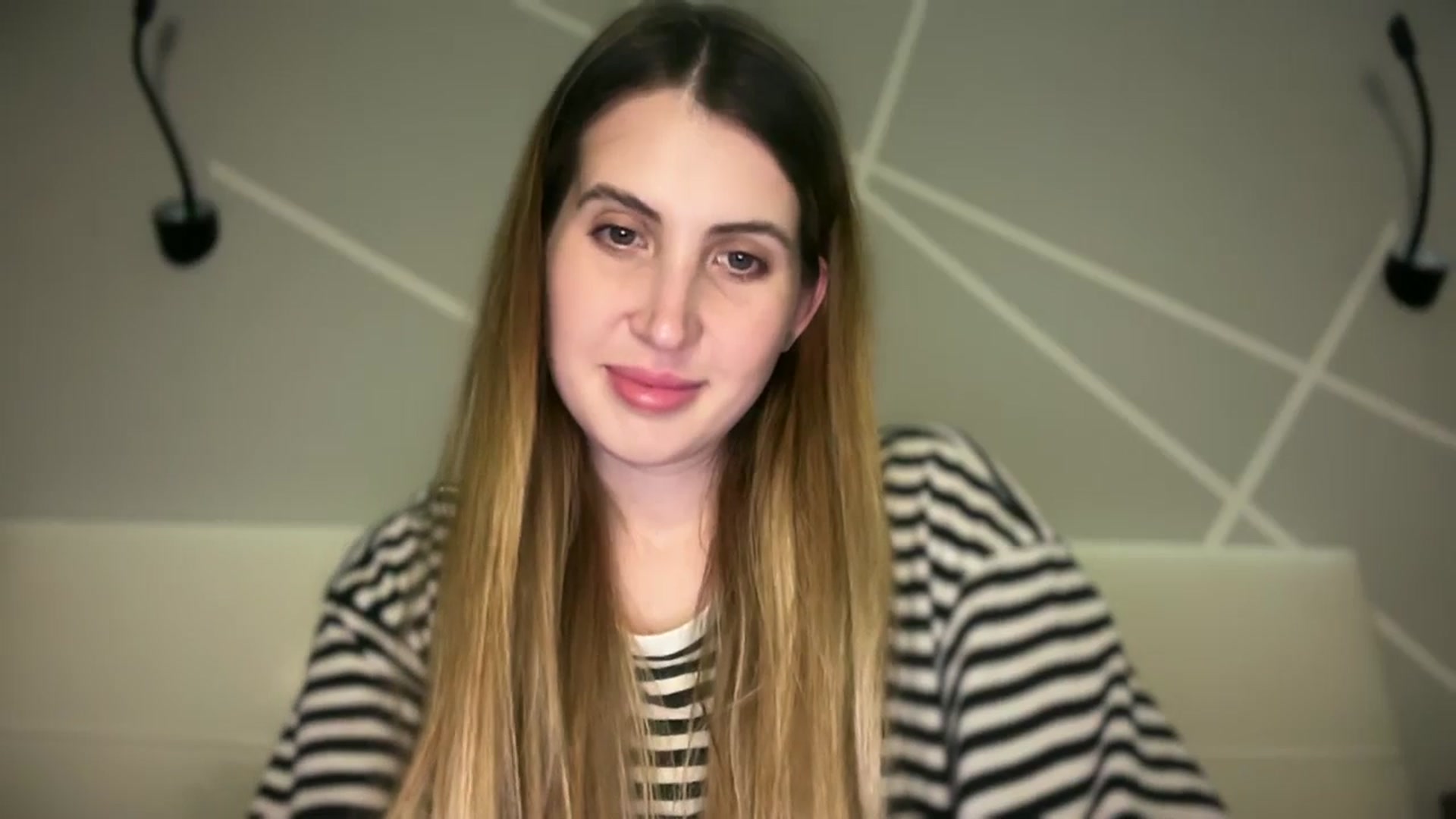 Gallery image thumbnail from MarryCox's myfreecams stream on, 11/12/2025, 14:12 image 17 of 20