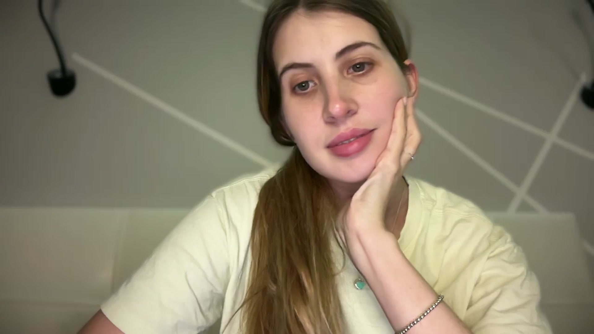 Gallery image thumbnail from MarryCox's myfreecams stream on, 11/14/2025, 14:40 image 9 of 20