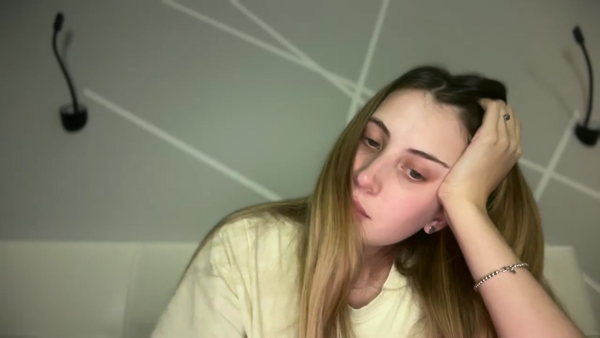 Gallery image thumbnail from MarryCox's myfreecams stream on, 11/14/2025, 15:13 image 17 of 20
