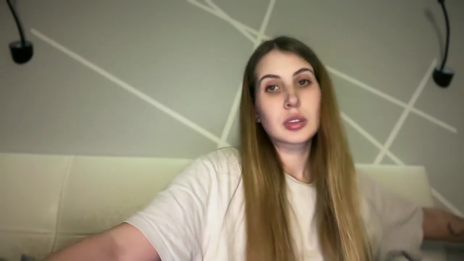 Gallery image thumbnail from MarryCox's myfreecams stream on, 11/17/2025, 14:19 image 2 of 20