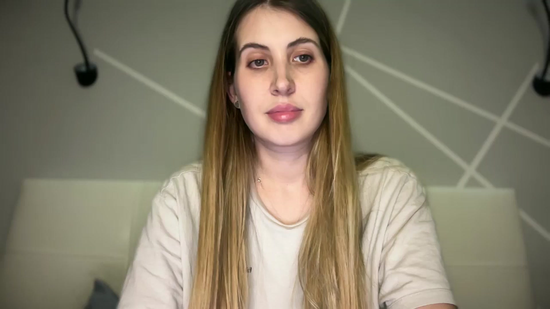 Gallery image thumbnail from MarryCox's myfreecams stream on, 11/17/2025, 15:02 image 17 of 20