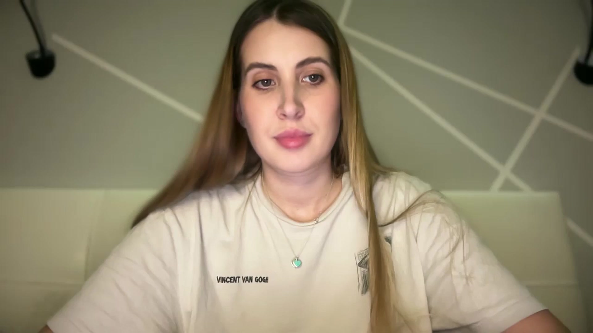 Gallery image thumbnail from MarryCox's myfreecams stream on, 11/19/2025, 14:34 image 14 of 20