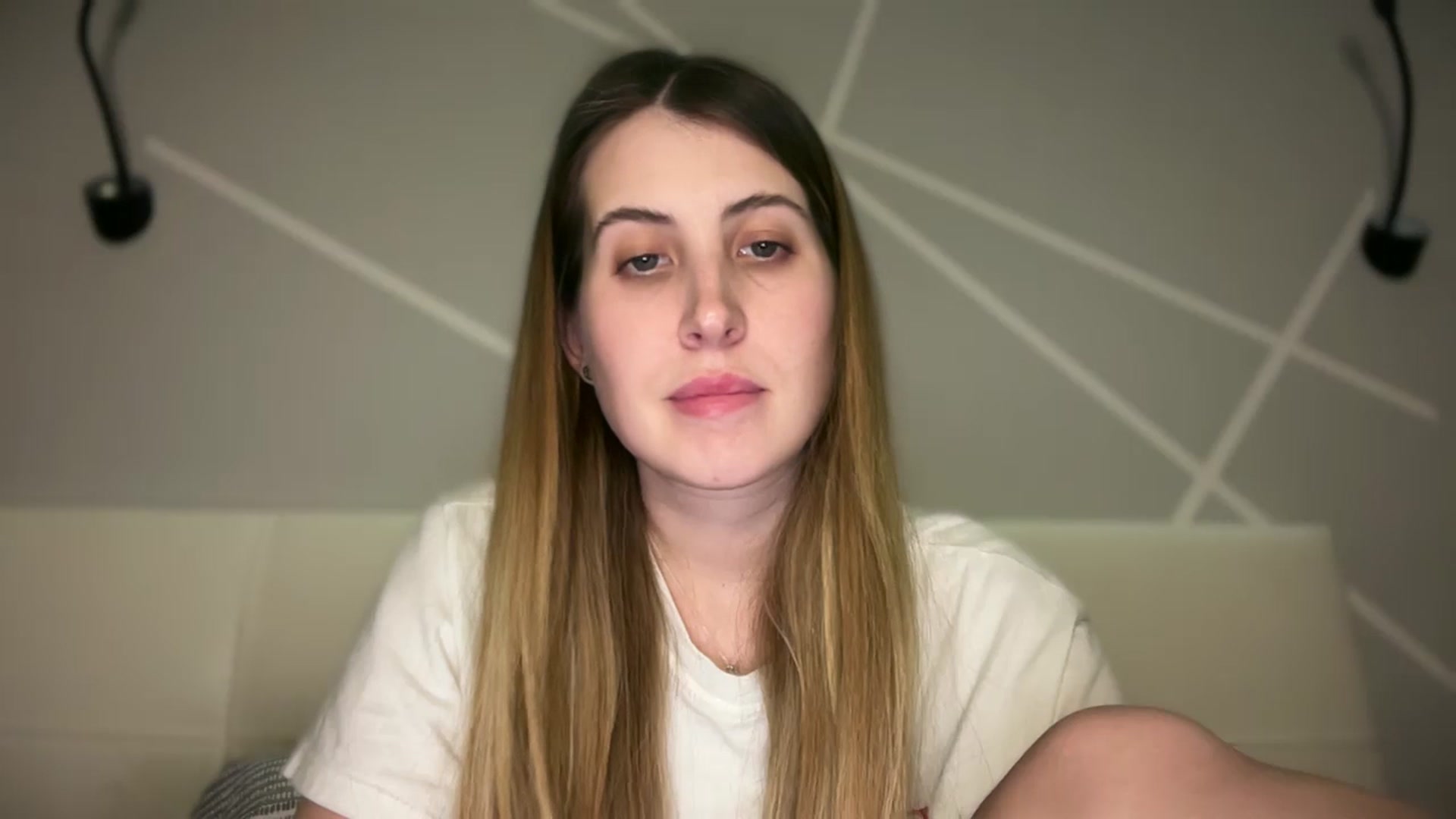 Gallery image thumbnail from MarryCox's myfreecams stream on, 12/16/2025, 14:57 image 11 of 20