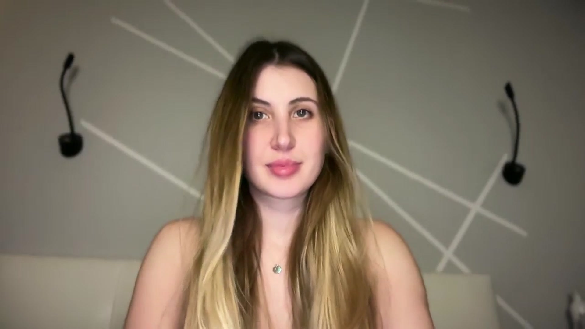 Gallery image thumbnail from MarryCox's myfreecams stream on, 01/05/2026, 14:43 image 13 of 20