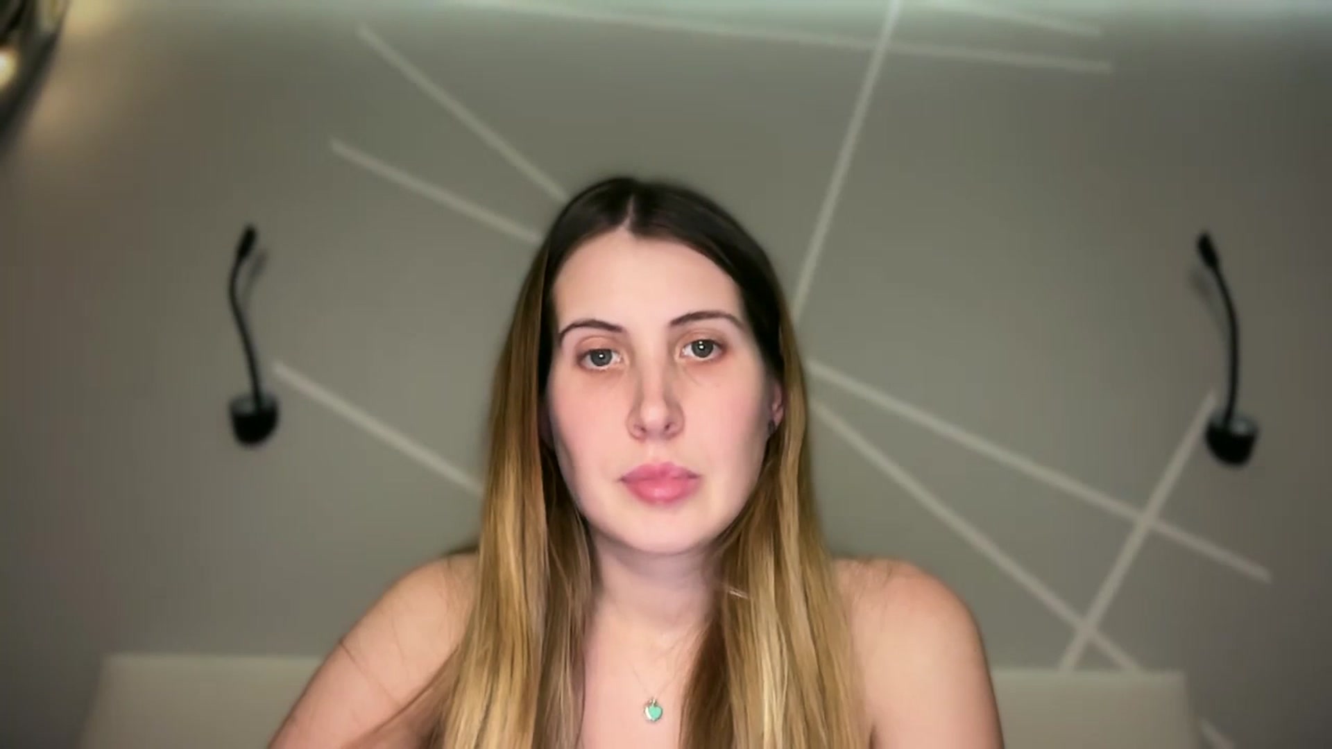 Gallery image thumbnail from MarryCox's myfreecams stream on, 01/06/2026, 14:27 image 16 of 20