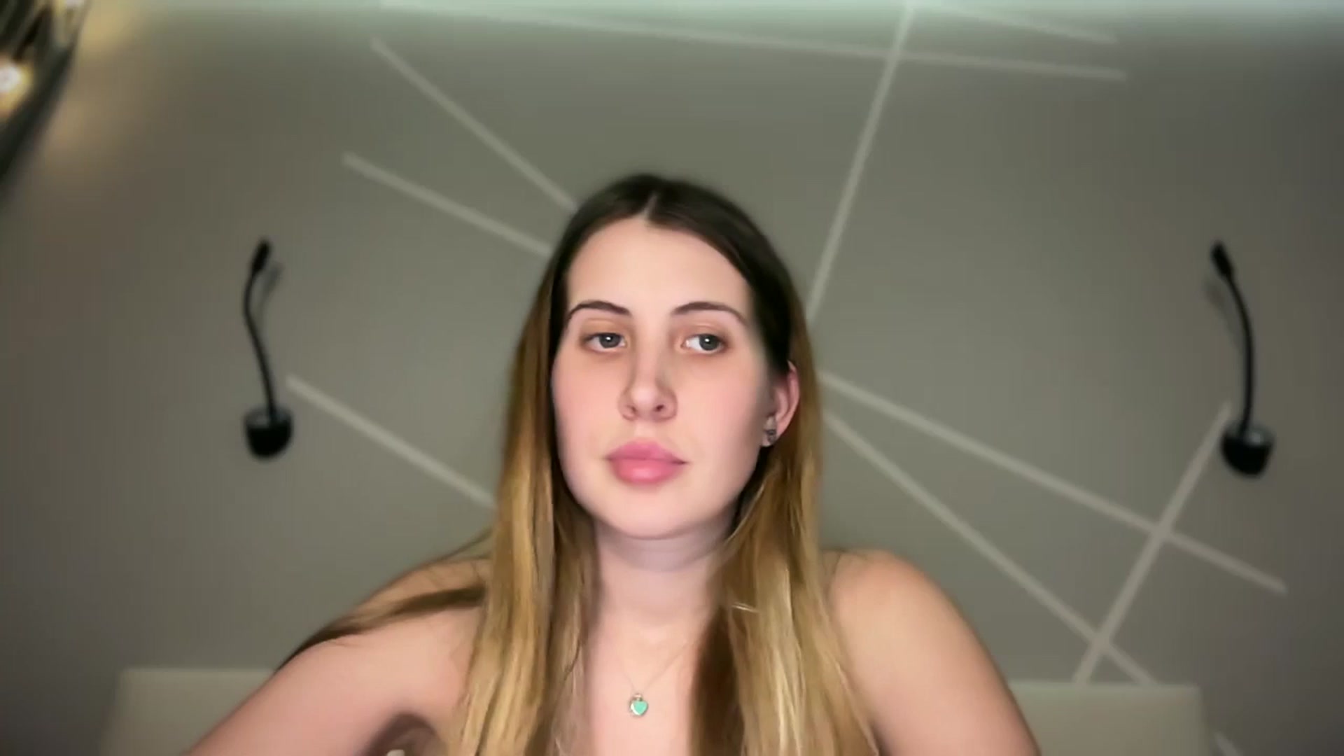 Gallery image thumbnail from MarryCox's myfreecams stream on, 01/06/2026, 14:27 image 12 of 20
