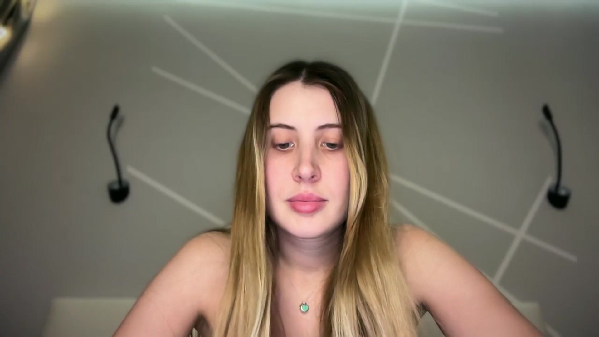 Gallery image thumbnail from MarryCox's myfreecams stream on, 01/06/2026, 14:27 image 5 of 20