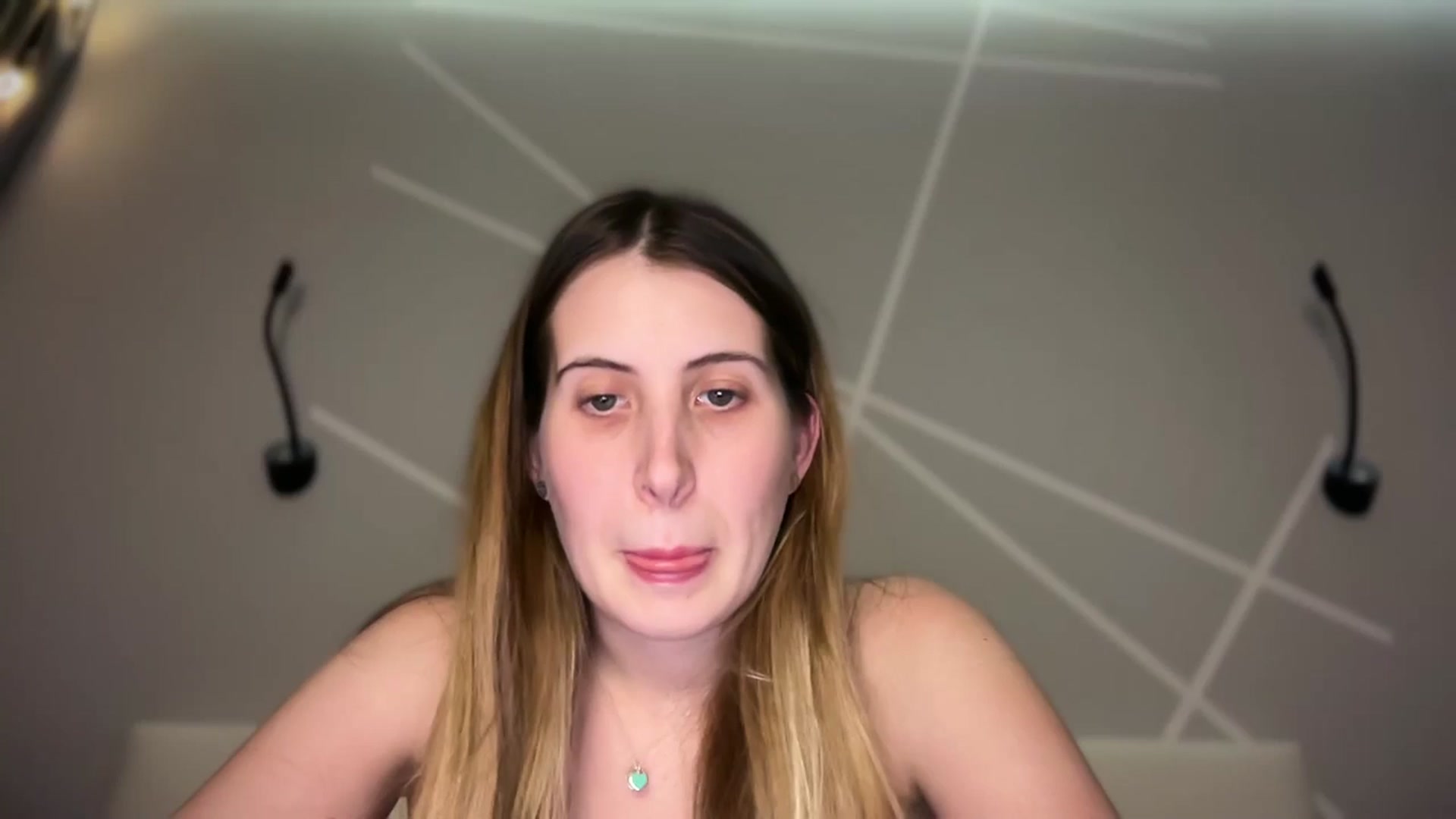 Gallery image thumbnail from MarryCox's myfreecams stream on, 01/06/2026, 14:27 image 9 of 20